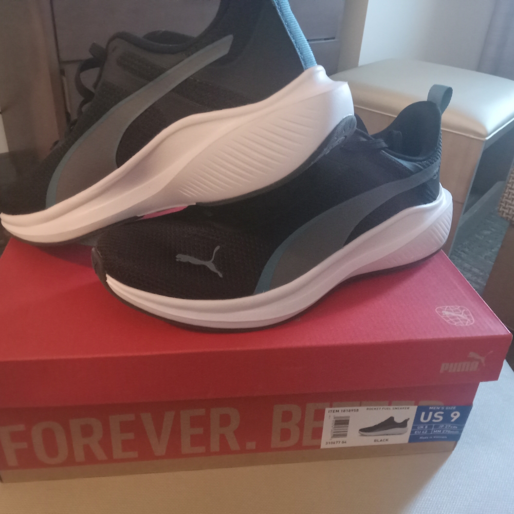 Puma Black and Blue Athletic Shoes with Streamlined Design